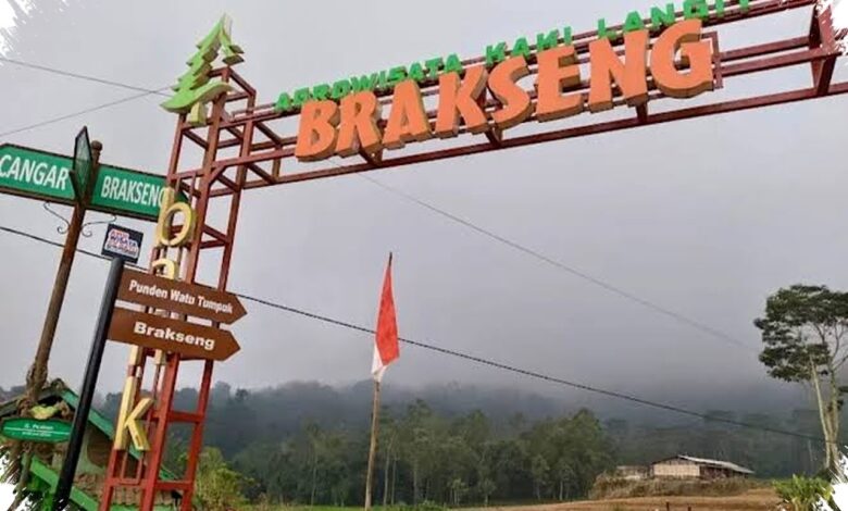 Menikmati Kediri Tanpa Tiket Masuk, Taman Brantas Sajikan Sungai dan Jembatan Lama