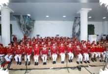 7 Siswa Berprestasi Nasional Tampil Bersama 100 Pelajar Sekolah Rakyat di Istana
