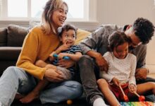 10 Tanda Anak Merasa Aman dan Bahagia, Bukan Sekadar Sering Tersenyum