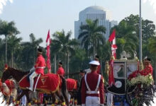 Di Balik Kirab HUT RI ke-81, 120 Kuda dan Paskibraka Memikul Tugas Bendera Pusaka