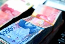 Dolar AS Melemah ke Level 11 Minggu, Rupiah Ditutup Menguat di Rp17.798
