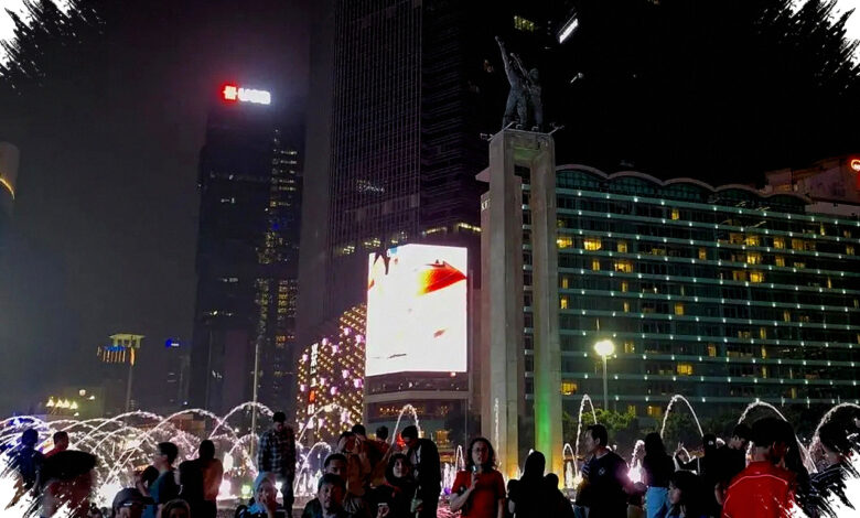 Konser Gratis Membuat Warga Bertahan di Pusat Jakarta meski Besok Kuliah dan Kerja