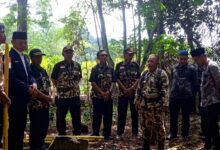 Doa untuk Korban Gempa NTT Mengiringi Upacara Kemerdekaan Warga Cipondok