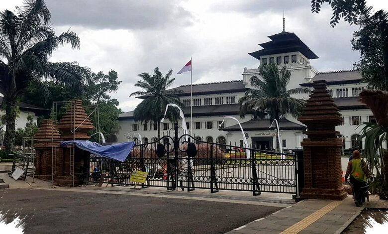 Rp15 Miliar Ubah Wajah Gedung Sate dan Gasibu, Dedi Titip Pesan untuk Warga