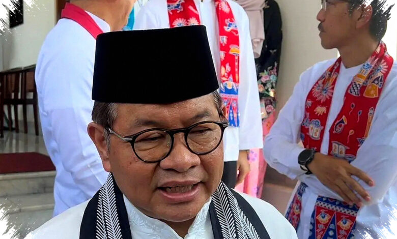 Pelayanan Warga Tetap di Lapangan saat ASN DKI Jalani WFH pada 18 Agustus