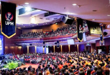 UPH Ingatkan Mahasiswa Baru, AI Tak Boleh Mengikis Nalar dan Panggilan Hidup