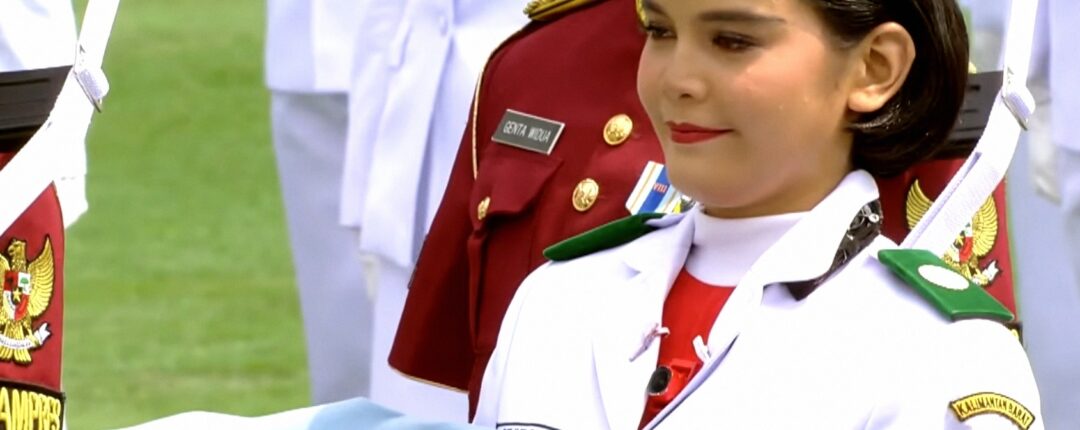 Dari Jayapura ke Istana Merdeka, Neeltje Emban Baki Penurunan Bendera