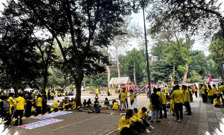 Usai Hari Kemerdekaan, 700 Mahasiswa UI Bawa 8 Tuntutan ke Bundaran HI