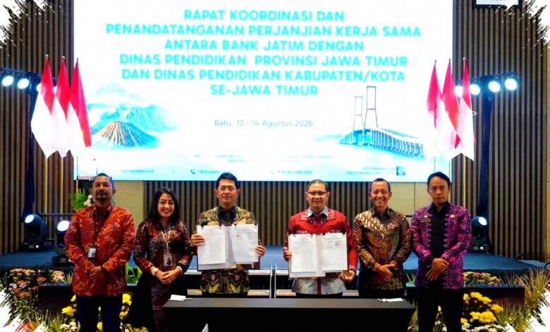 Guru dan Dinas Pendidikan se-Jatim Akan Dapat Layanan Gaji hingga Kredit Terintegrasi