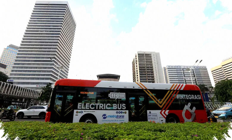 Anggaran Insentif EV Diminta Beralih ke Bus Listrik, Manfaatnya Dinilai Lebih Luas