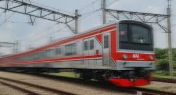 Commuter Line Telat Karena Perbaikan Rel