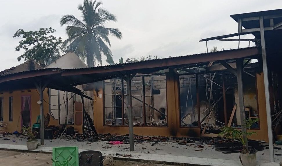 Kerusuhan Lampung Tengah, Bakar Rumah Lurah dan Mobil Aatoto AATOTO aatoto aatoto AATOTO AATOTO AATOTO motoslot motoslot mposakti betjitu88 aatoto aatoto aatoto aatoto aatoto motoslot