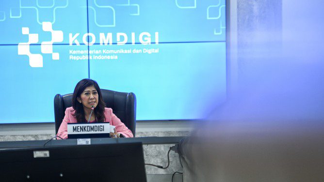 Komdigi Dorong AI untuk Tangkal Hoaks di Ruang Digital