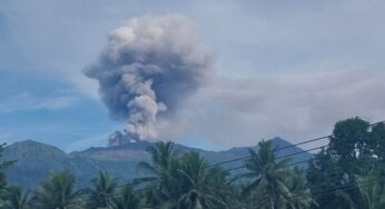 Gunung Dukono Erupsi, Abu Vulkanik Capai 1,3 Km