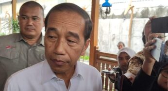 Jokowi Tawarkan Bantuan Hukum ke Dosen UGM soal Ijazah