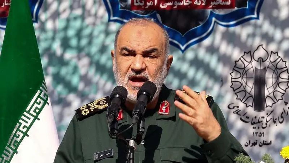 Komandan Garda Revolusi Iran Muncul, Bukan Tewas