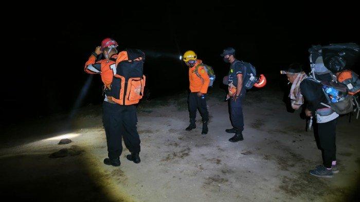 Pendaki Brasil Jatuh di Rinjani, Tim SAR Terus Mencari